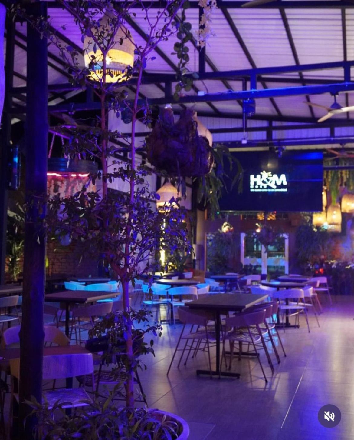 Hotel H Y M بالميرا المظهر الخارجي الصورة